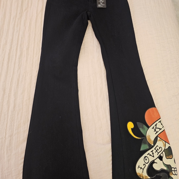 Ed Hardy Black Graphic Jeans And Scark Top - Picture 4 of 11